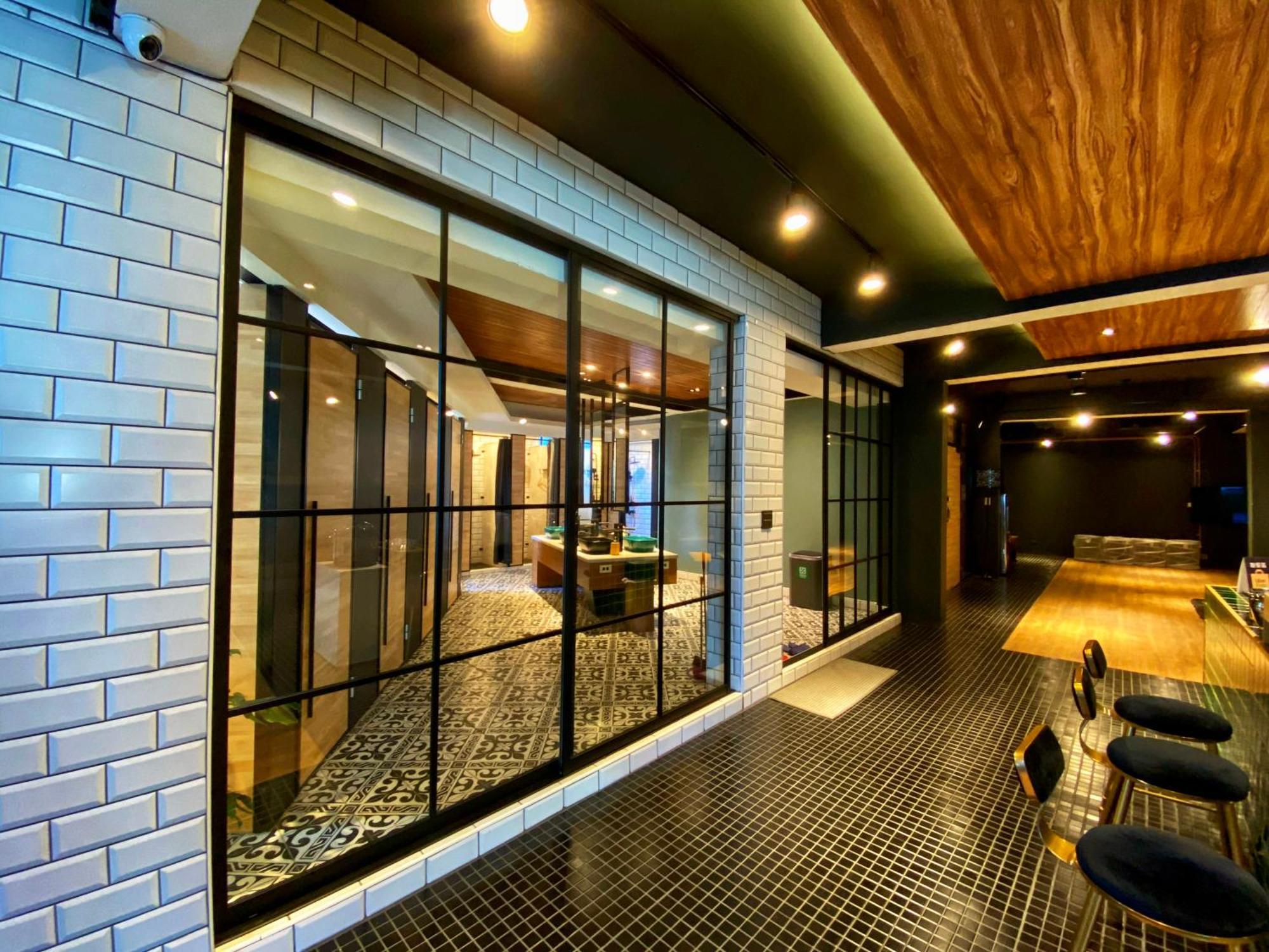 Perbed Hostel-Taichung Station Exterior foto